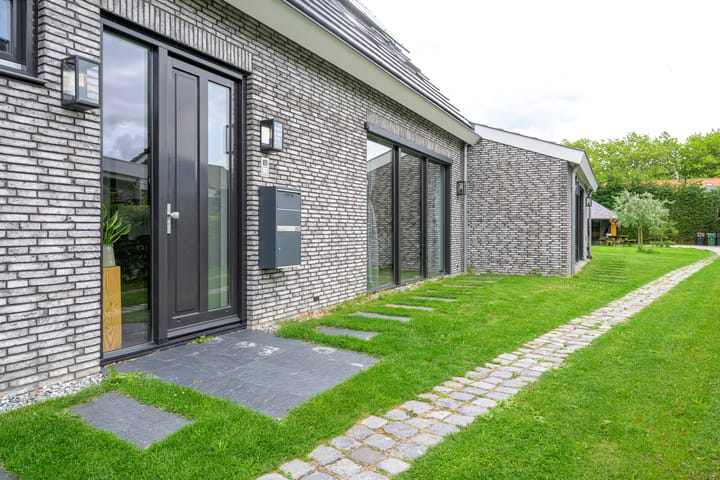 Photo 5 of Middenweg 262