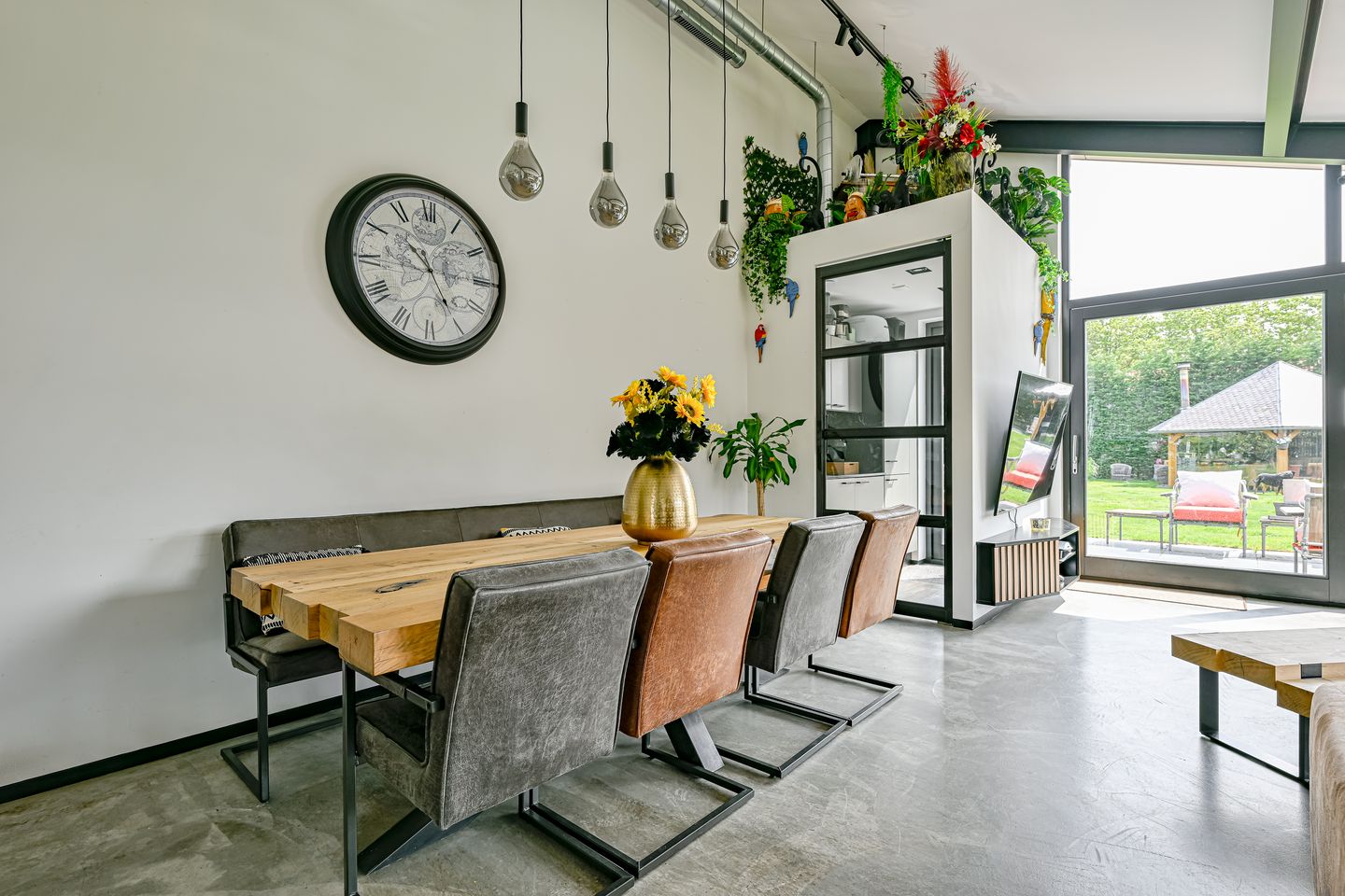 Photo 10 of Middenweg 262