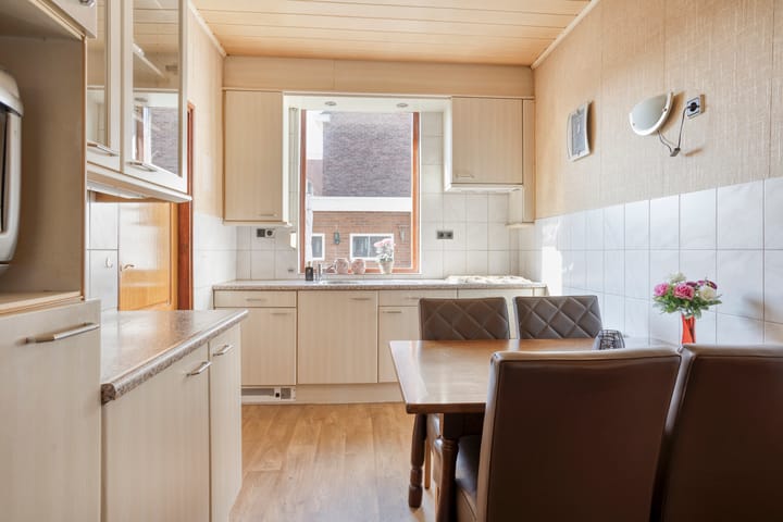 Photo 3 of Kastanjestraat 32