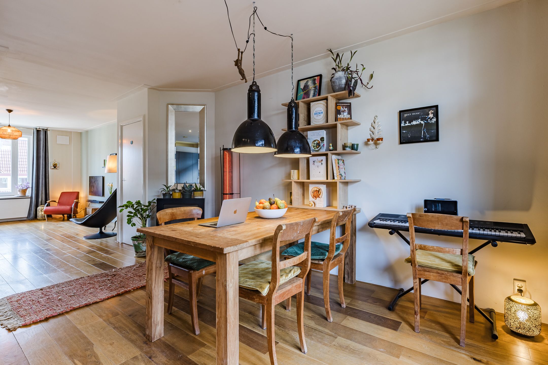 Photo 3 of Newtonstraat 67-2