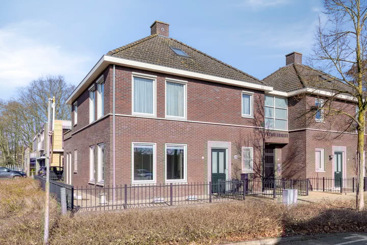 Foto 2 van Raamweg 1