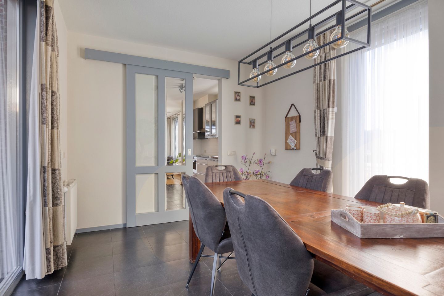 Foto 10 van Raamweg 1