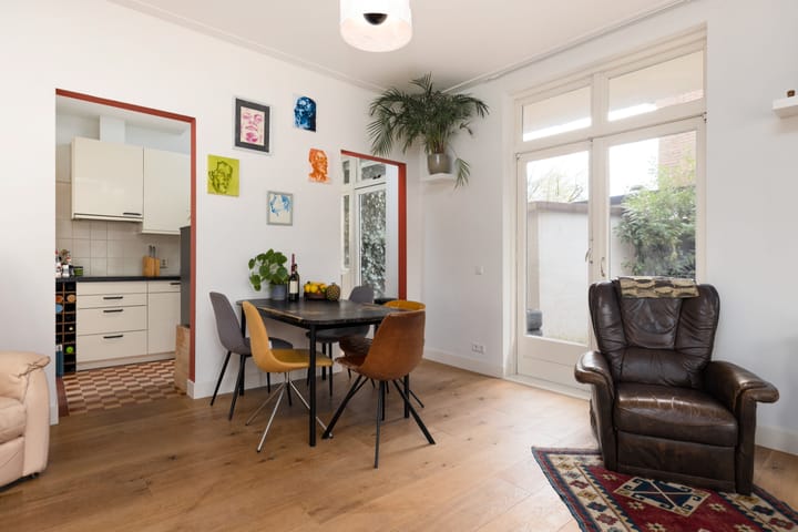Twee-onder-één-kap te koop: Oude Velperweg 58, Arnhem