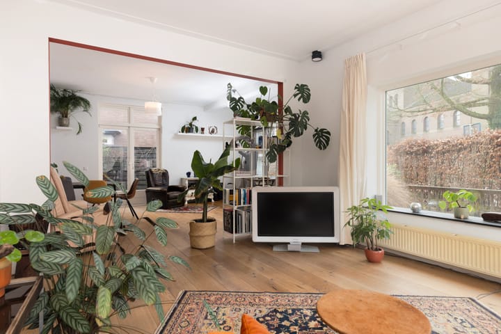 Twee-onder-één-kap te koop: Oude Velperweg 58, Arnhem