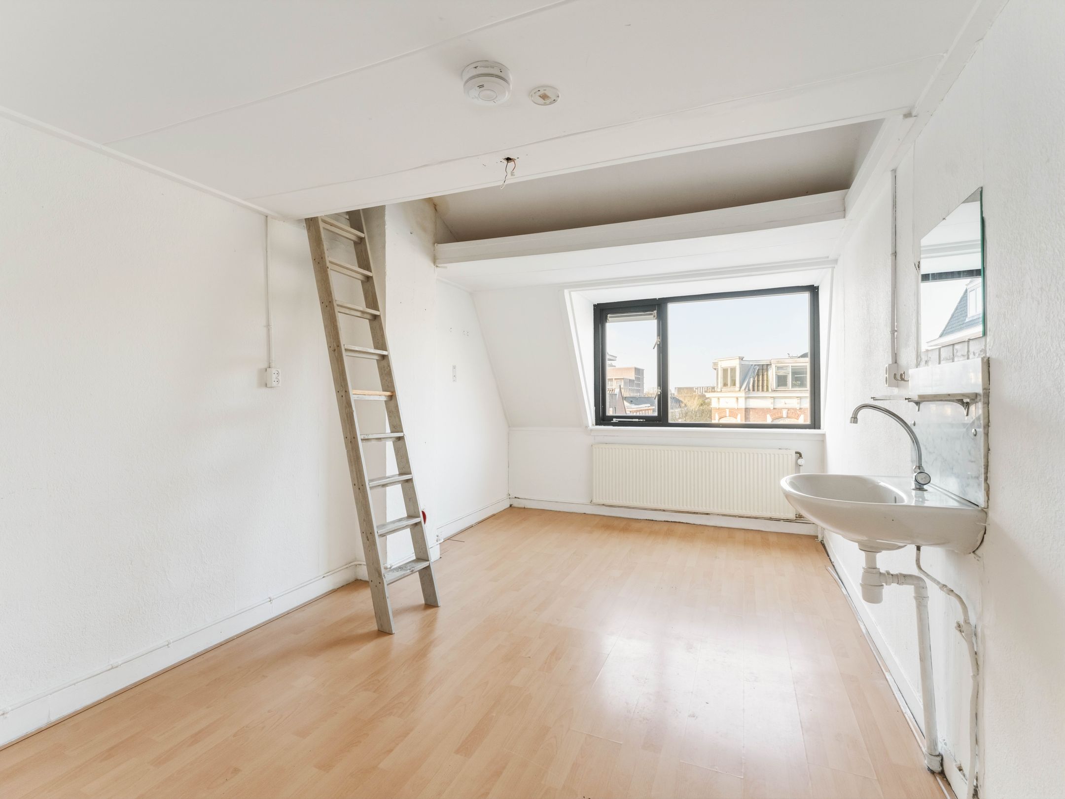 Foto 12 van Amsterdamsestraatweg 203-BS