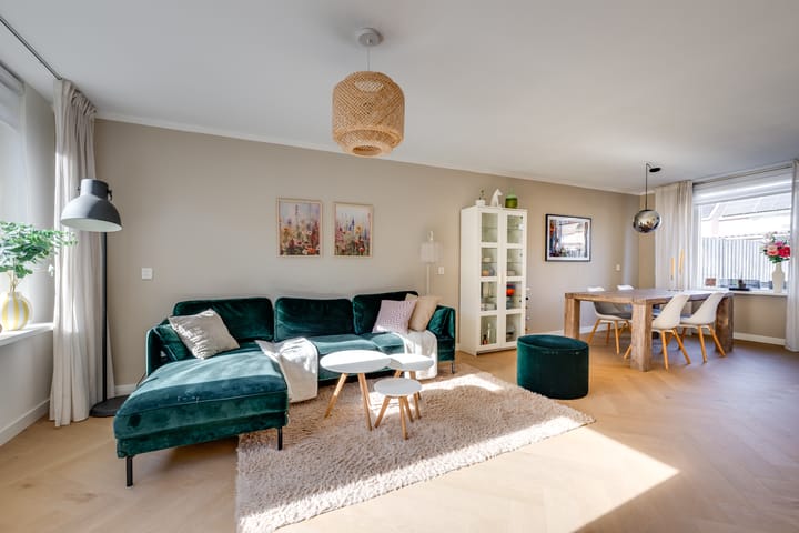 Photo 2 of Hesseling 8