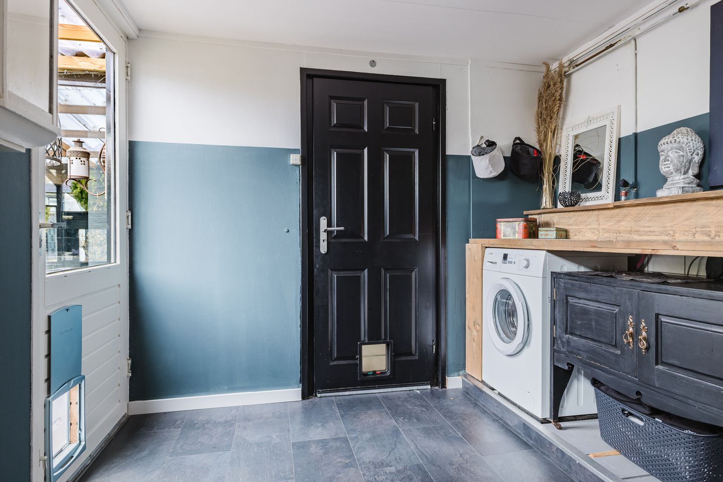 Photo 20 of Hunze 47