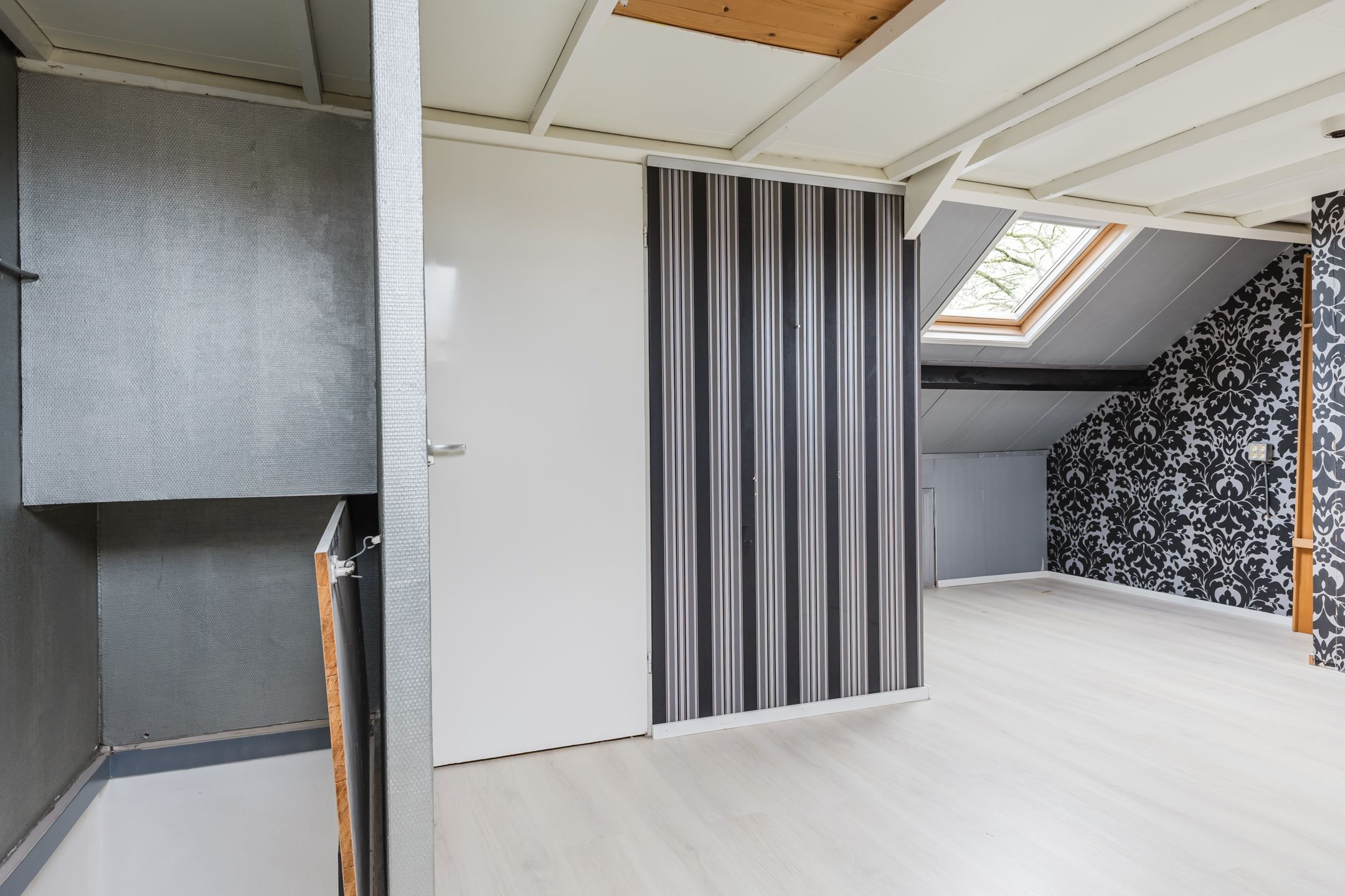 Photo 33 of Hunze 47