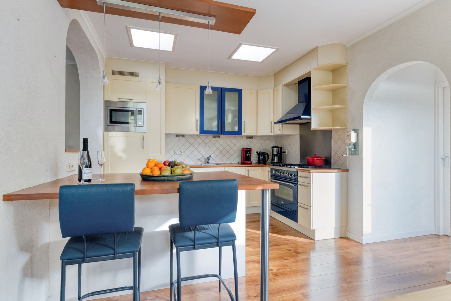 Photo 4 of Burgemeester Elkhuizenlaan 12