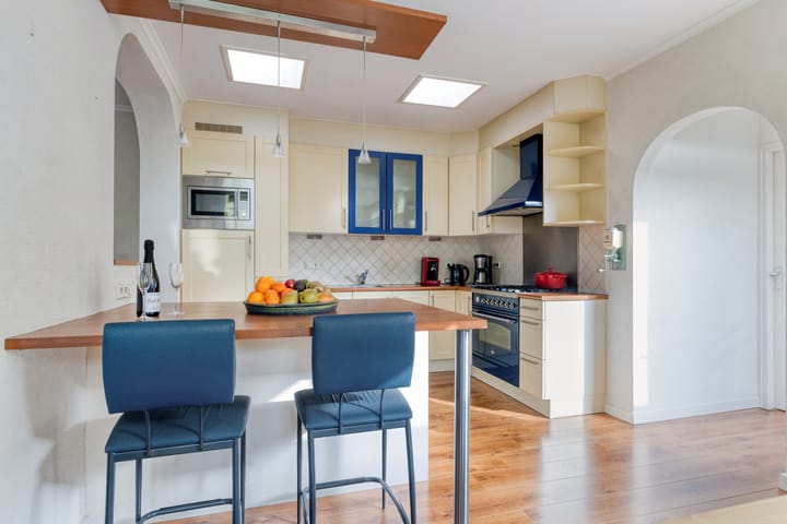 Photo 4 of Burgemeester Elkhuizenlaan 12