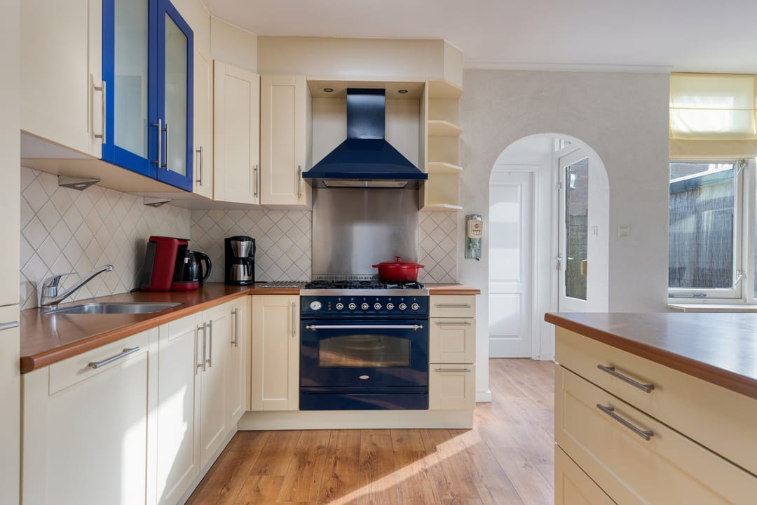 Photo 17 of Burgemeester Elkhuizenlaan 12