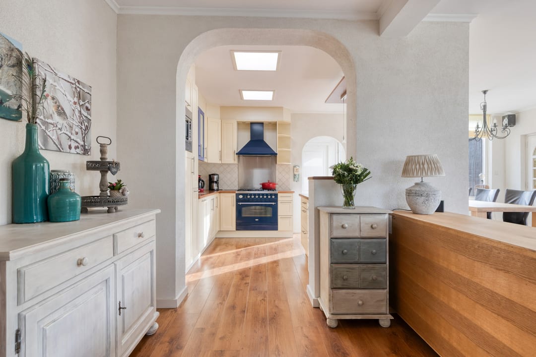 Photo 16 of Burgemeester Elkhuizenlaan 12