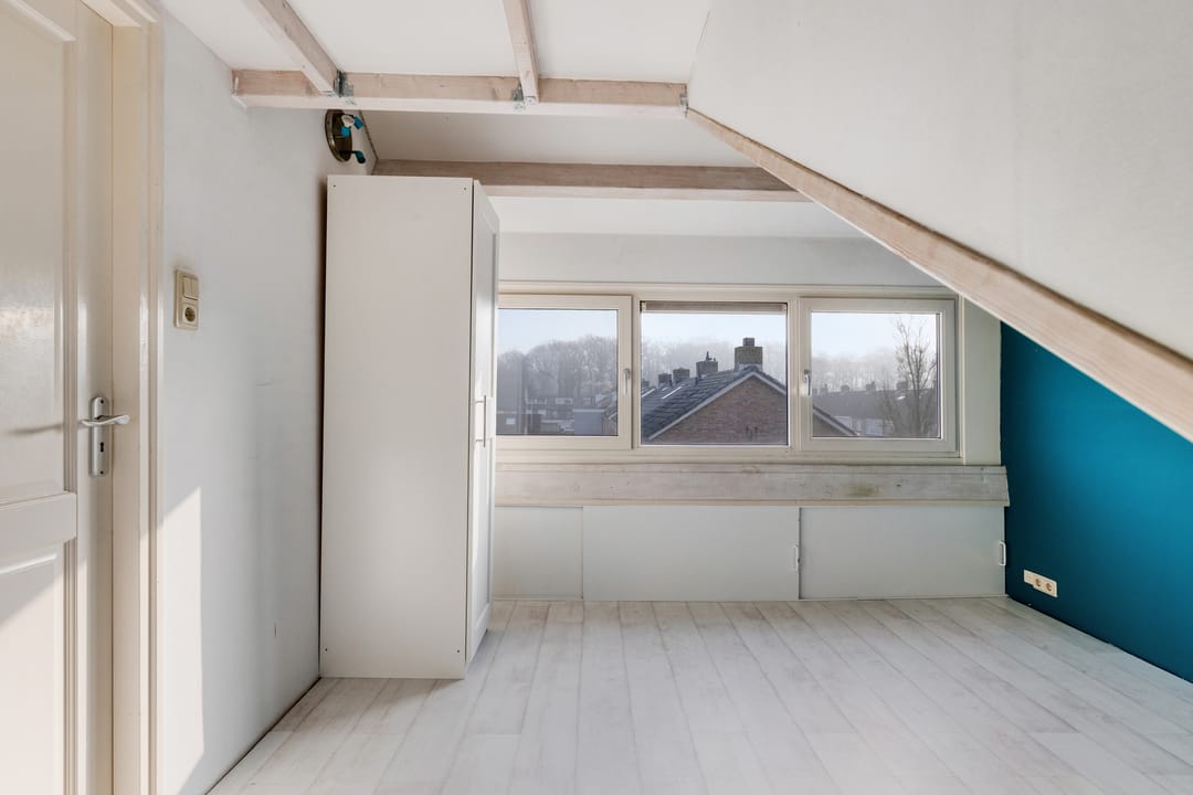 Photo 32 of Burgemeester Elkhuizenlaan 12