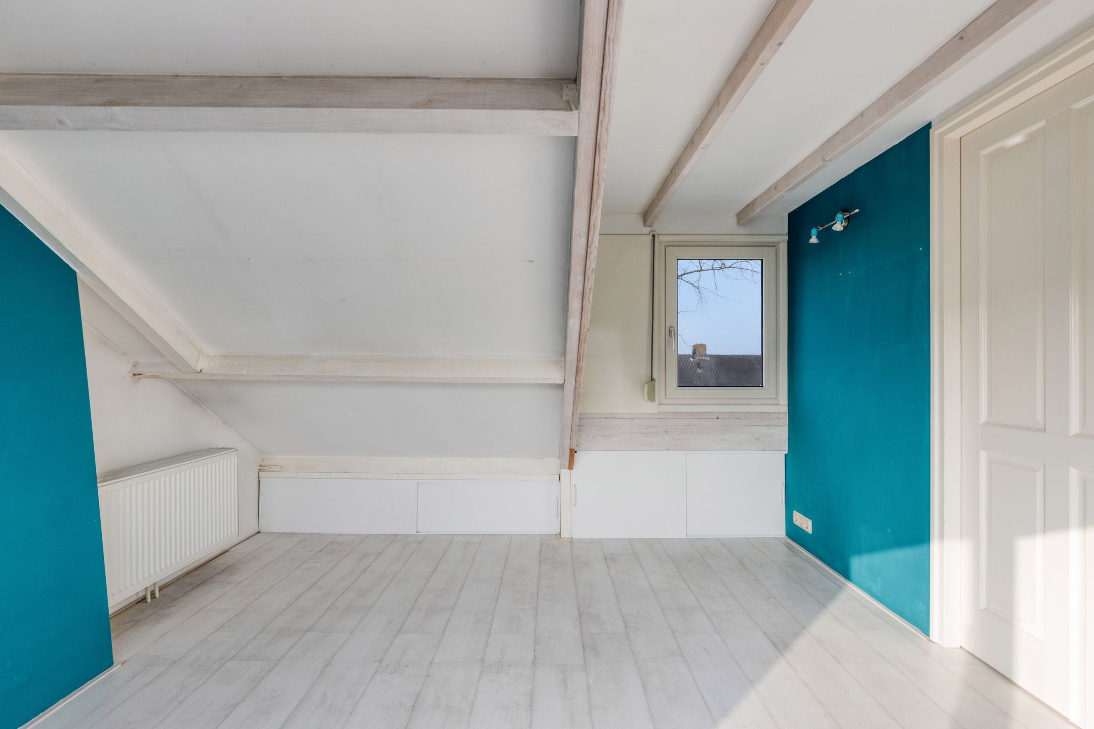 Photo 33 of Burgemeester Elkhuizenlaan 12