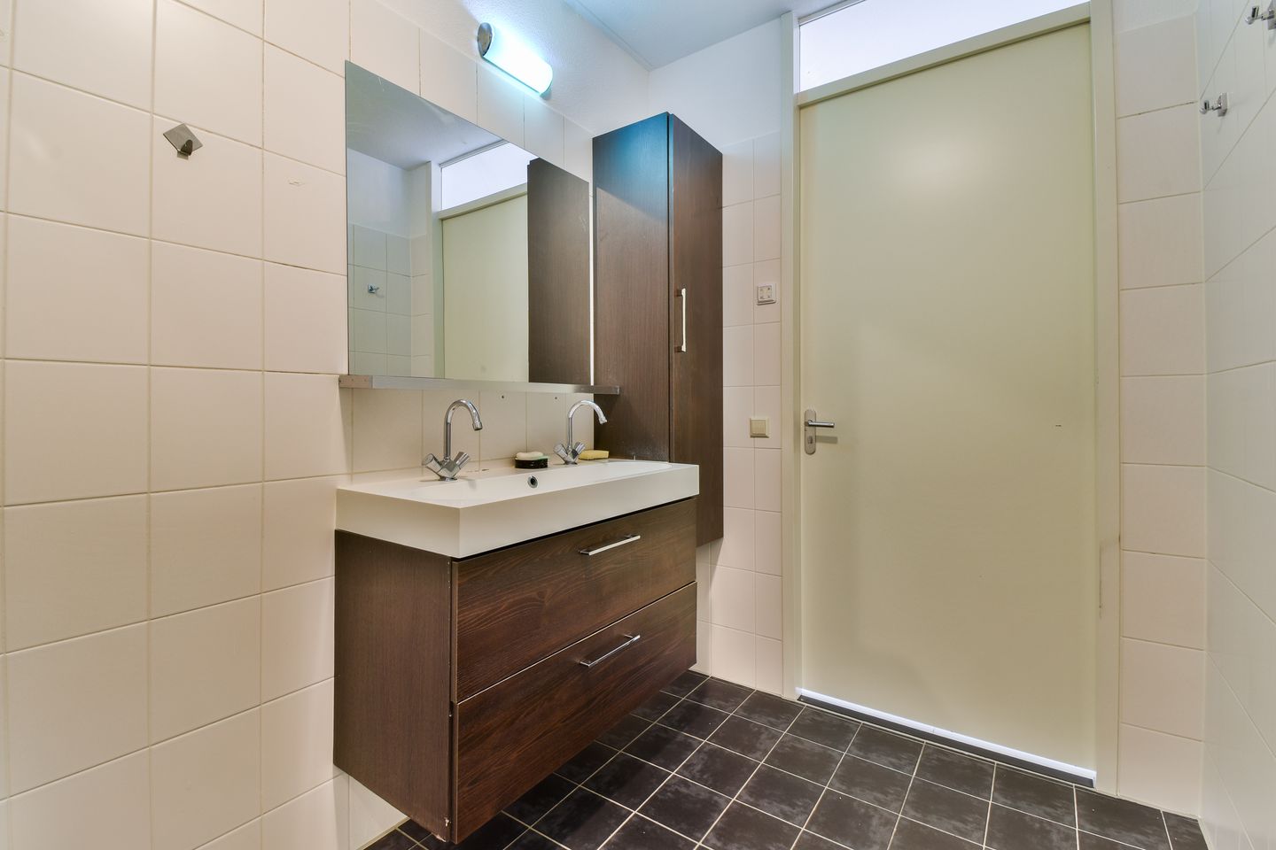 Photo 14 of Domela Nieuwenhuisstraat 92