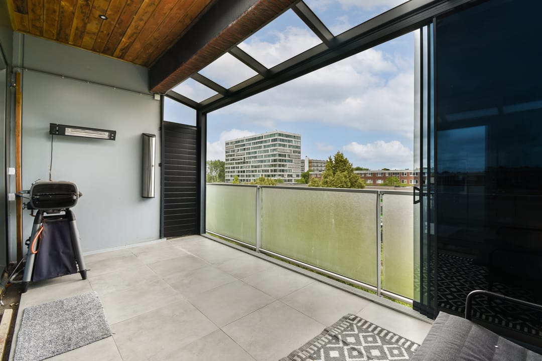 Photo 8 of Domela Nieuwenhuisstraat 92