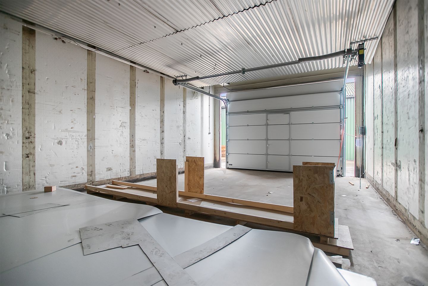 View photo 4 of Barwoutswaarder 89