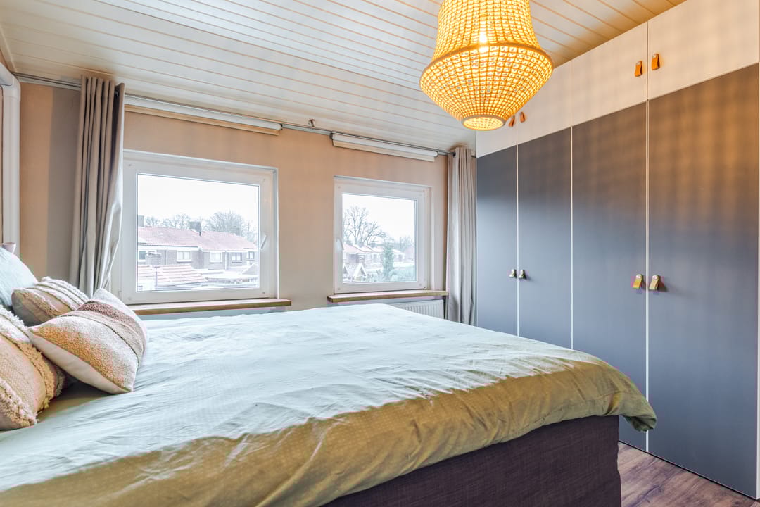 Photo 31 of Jan Petersstraat 23