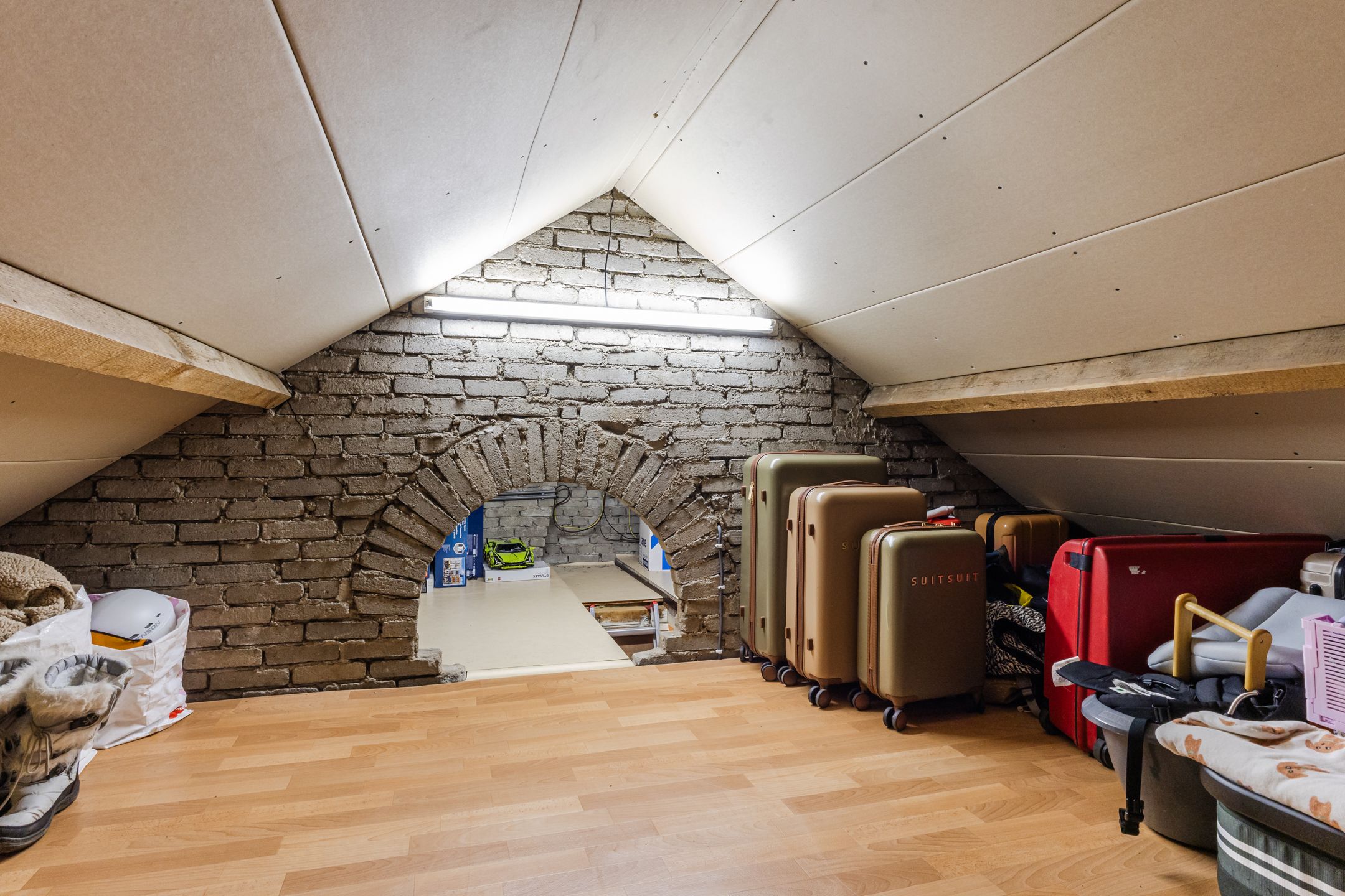 Photo 39 of Jan Petersstraat 23