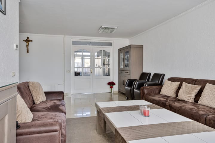 Tussenwoning te koop: Brederostraat 276, Hengelo