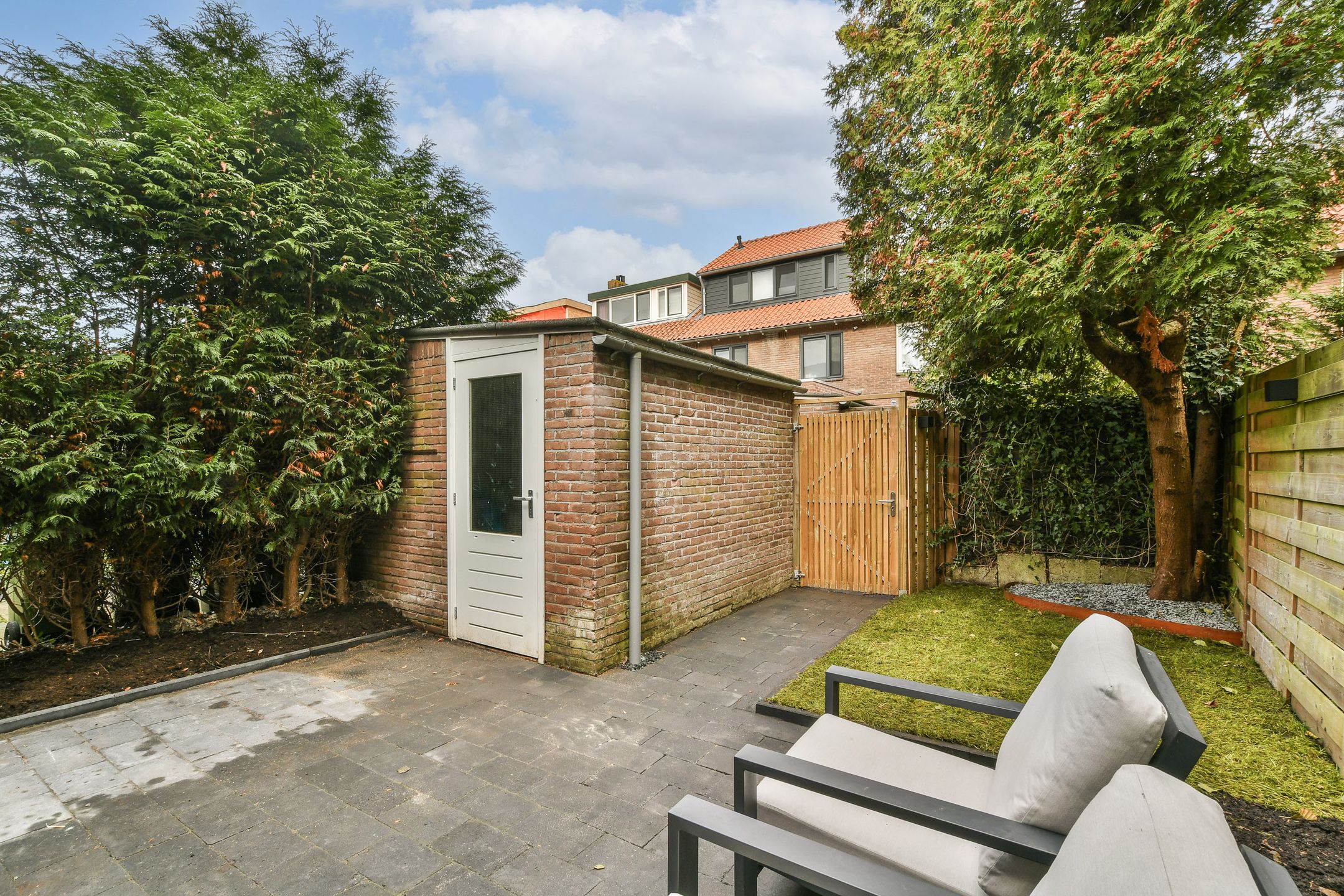 Foto 15 van Gerard Doulaan 8