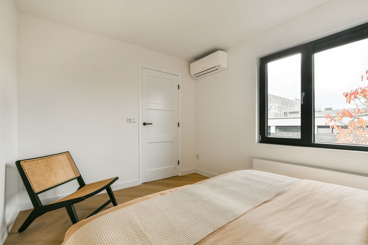 Foto 25 van Gerard Doulaan 8