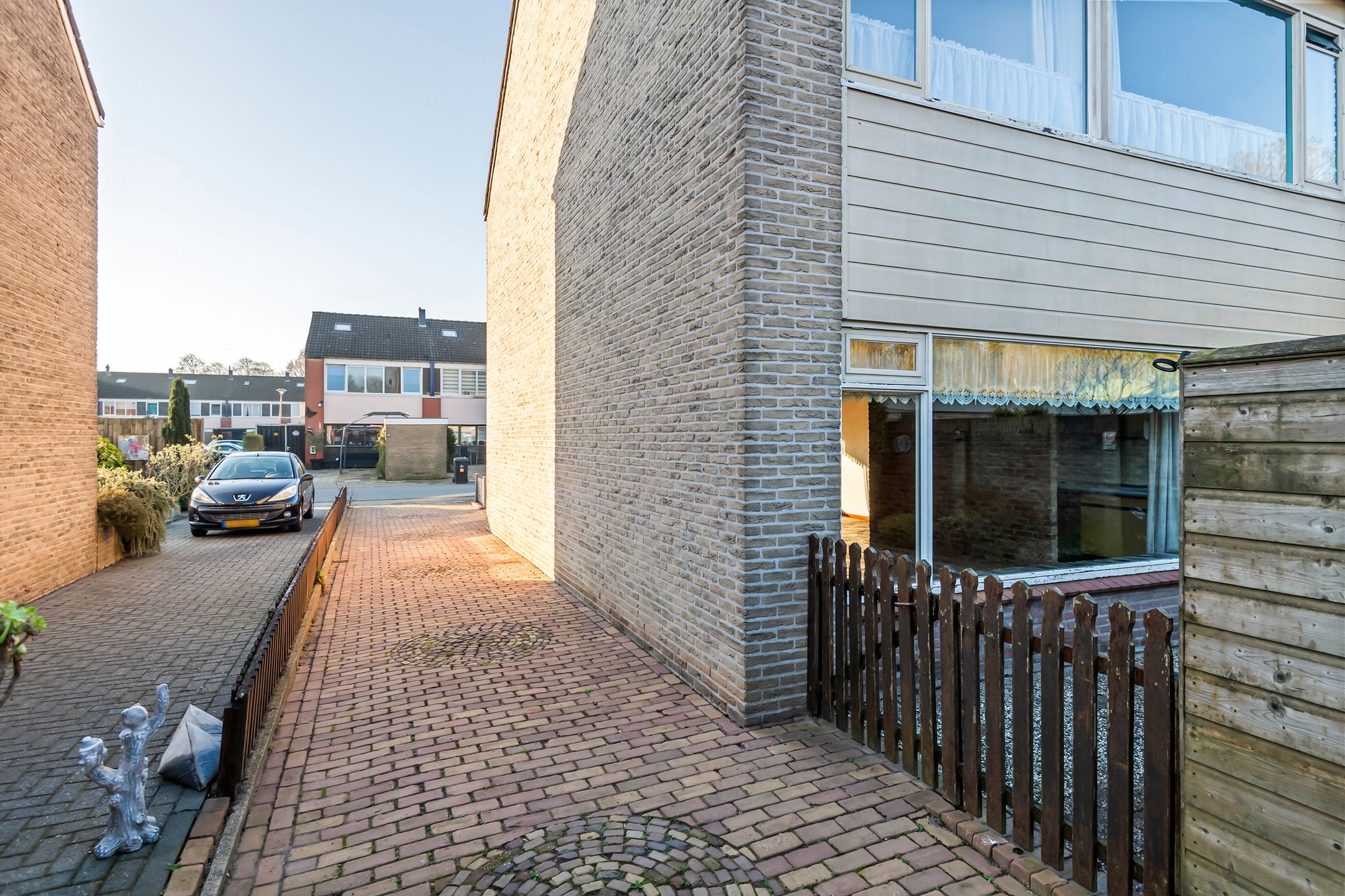 Spacious Corner House with Garage and Possibilities in Tiel — 30