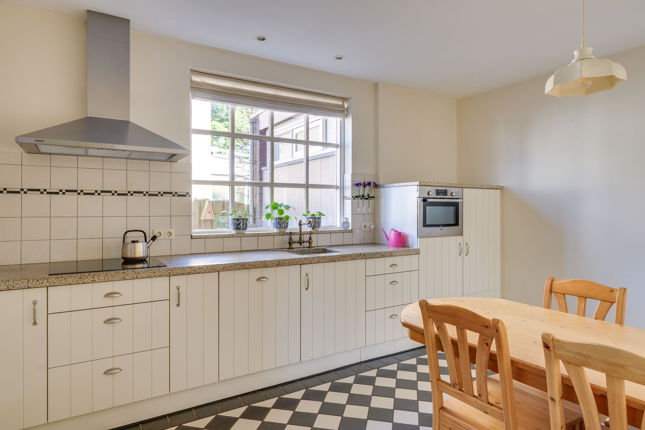 Spacious detached bungalow with large garden near Diessen — 12