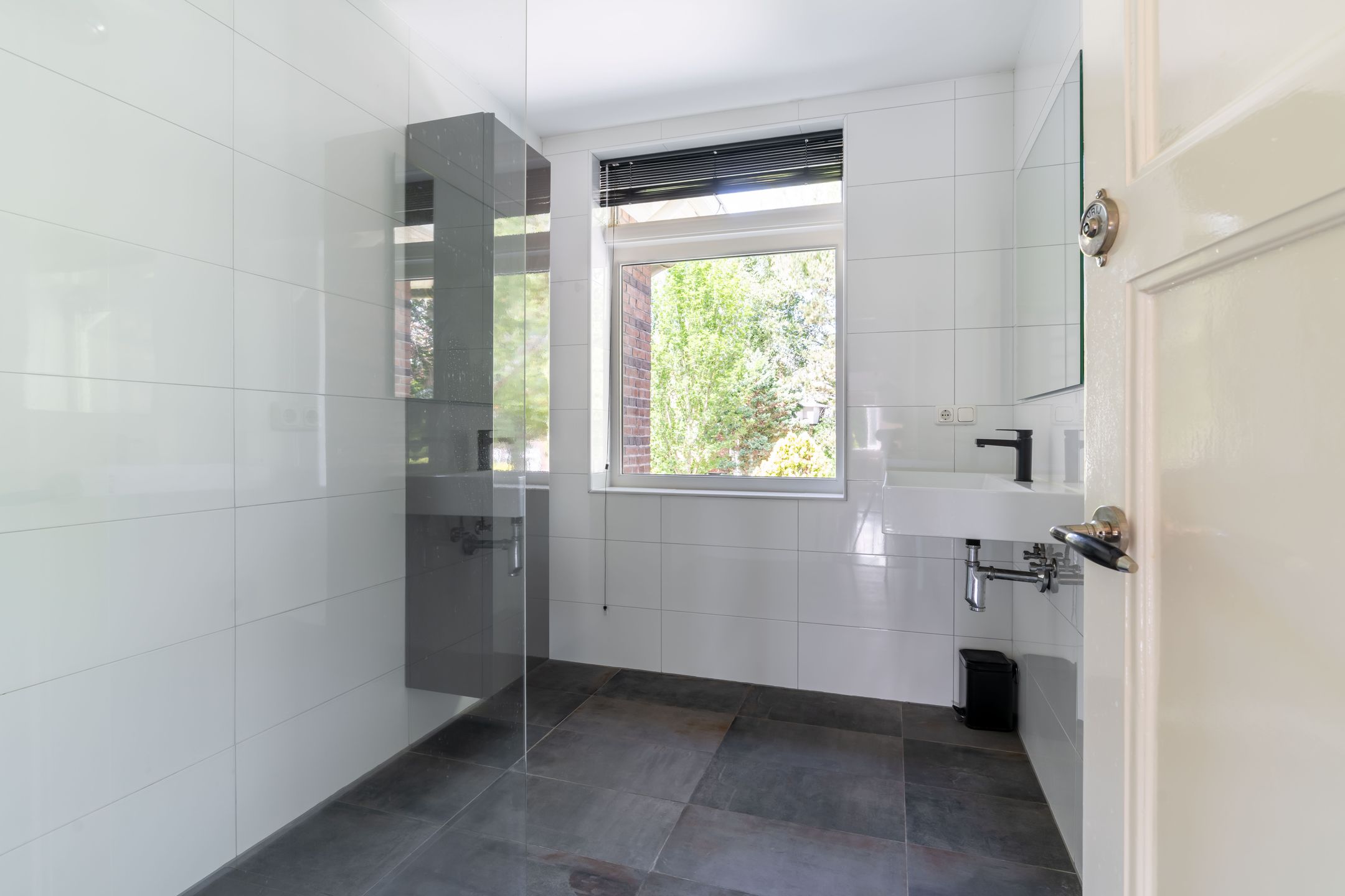 Foto 18 van Van Zuylen van Nijeveltstraat 16