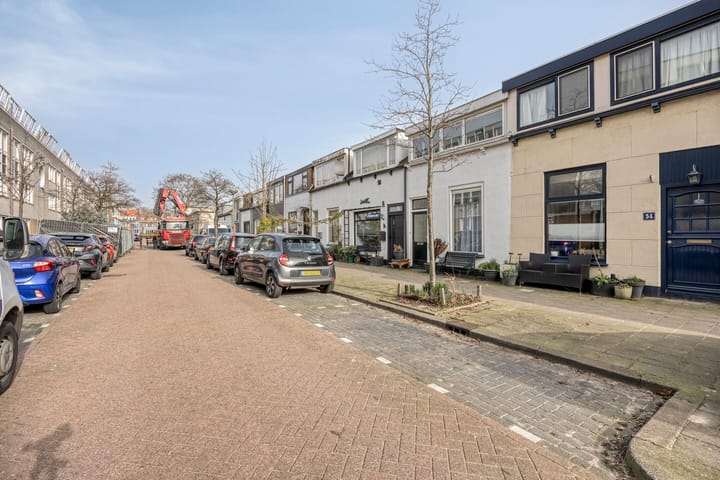 Photo 2 of Hagastraat 36