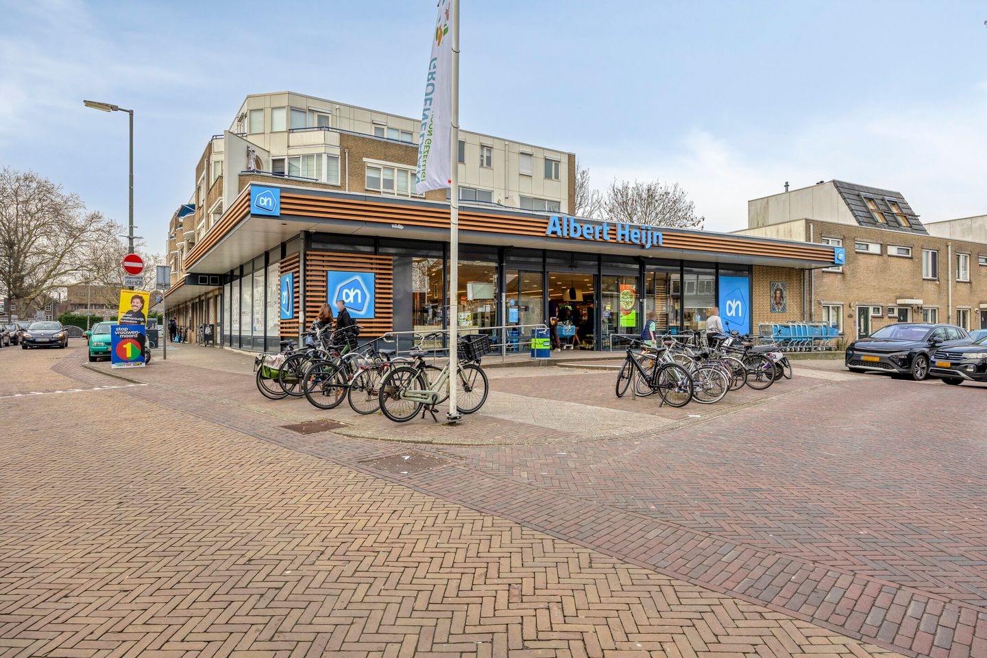 Photo 19 of Hagastraat 36