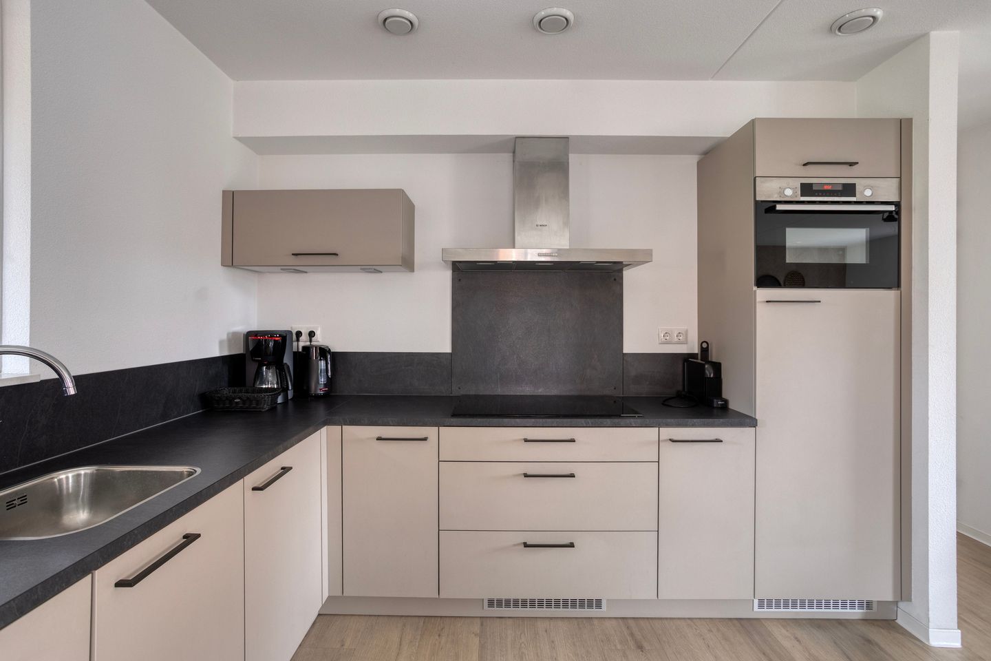 Photo 10 of Maasresidence Thorn, Villa 192