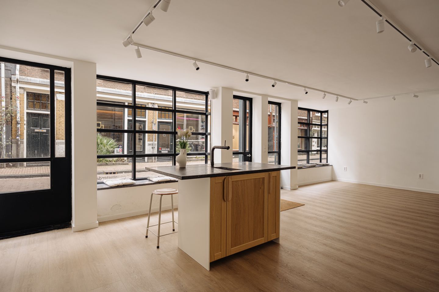 Bekijk foto 1 van Hazenstraat 2-A