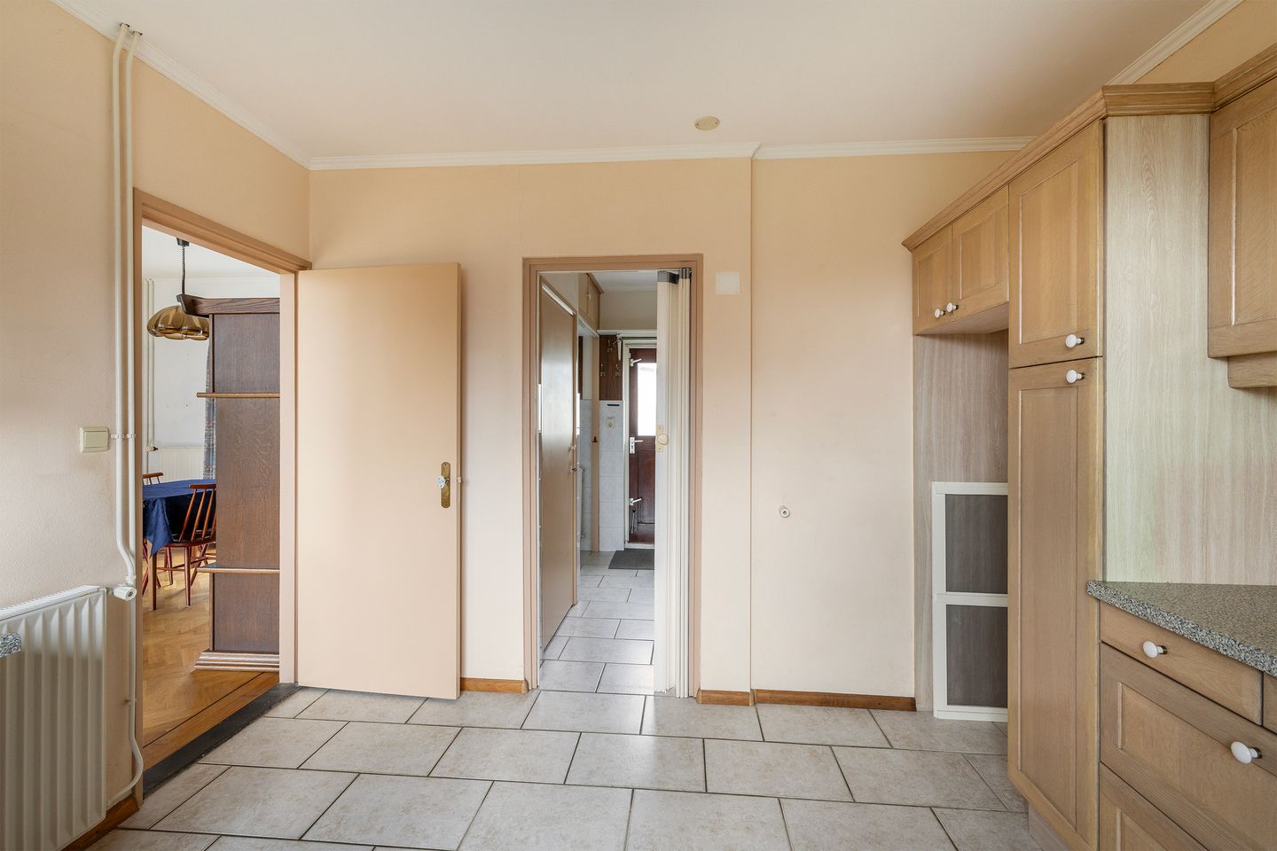 Photo 20 of Bernhardstraat 2