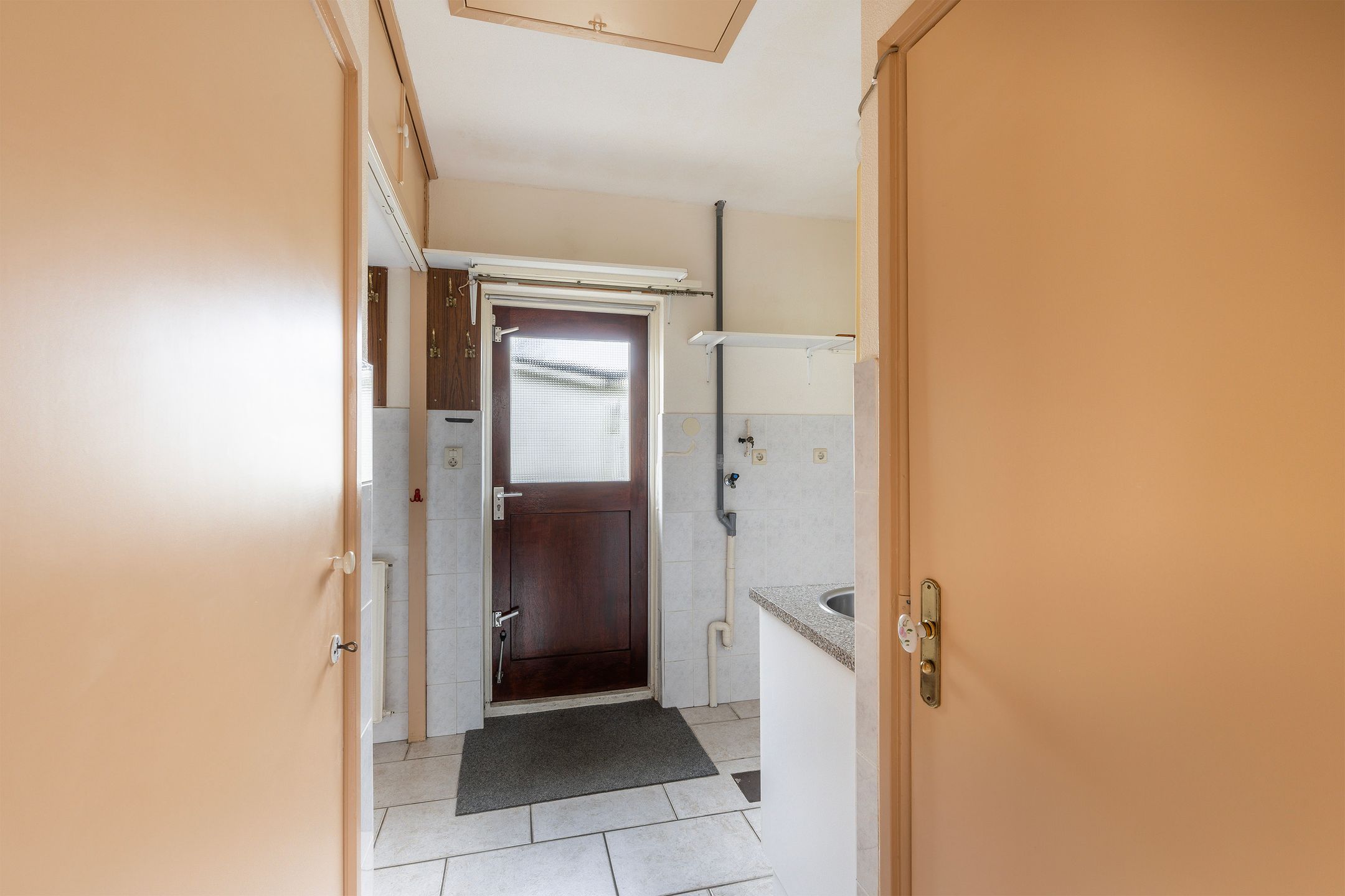 Photo 21 of Bernhardstraat 2