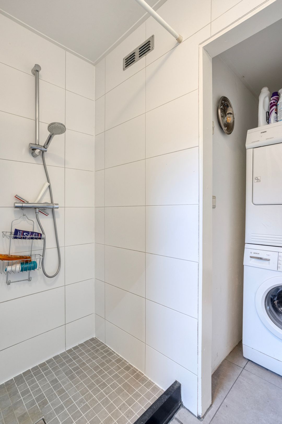 Foto 28 van Nobelstraat 44