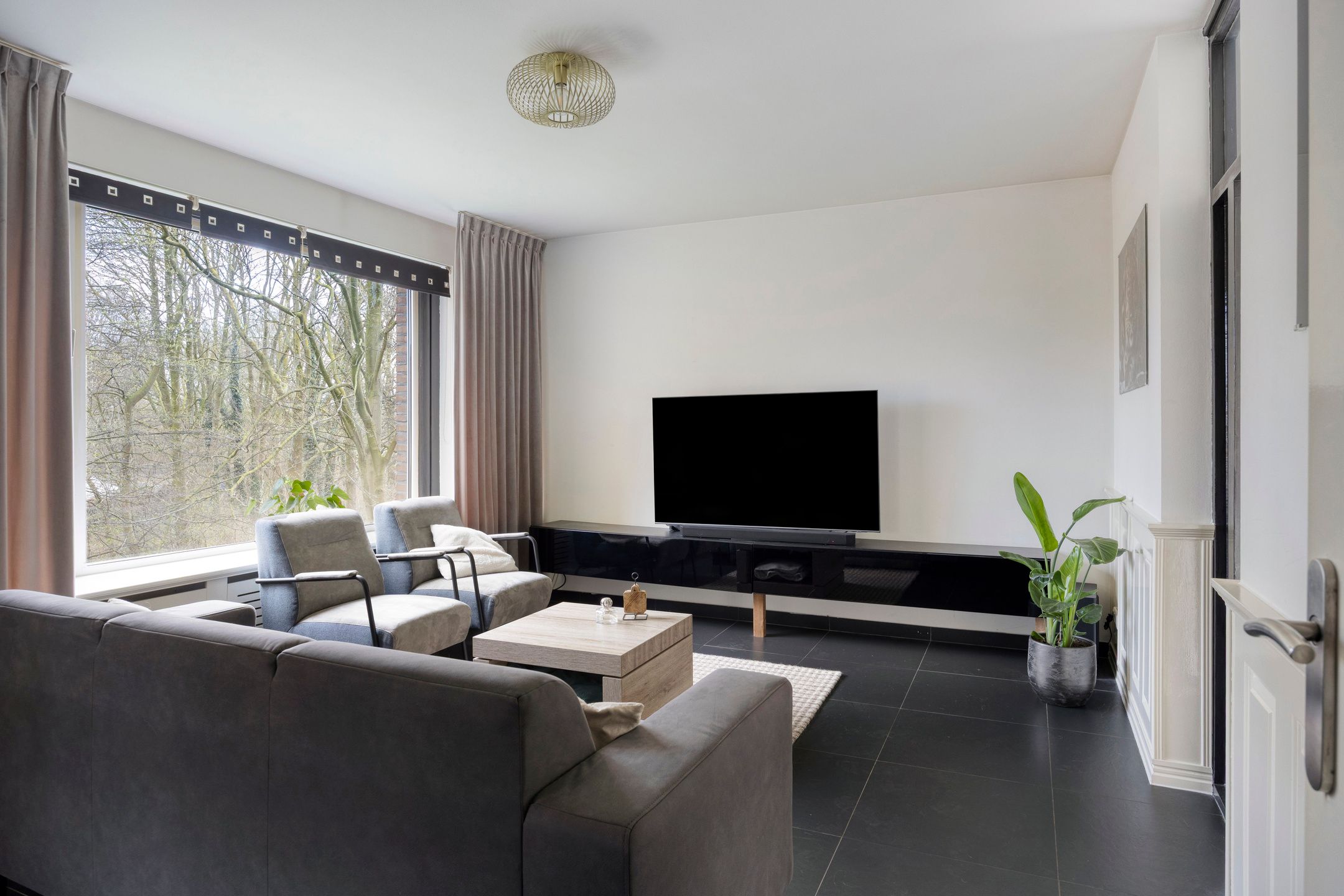 Foto 9 van Neerstraat 121