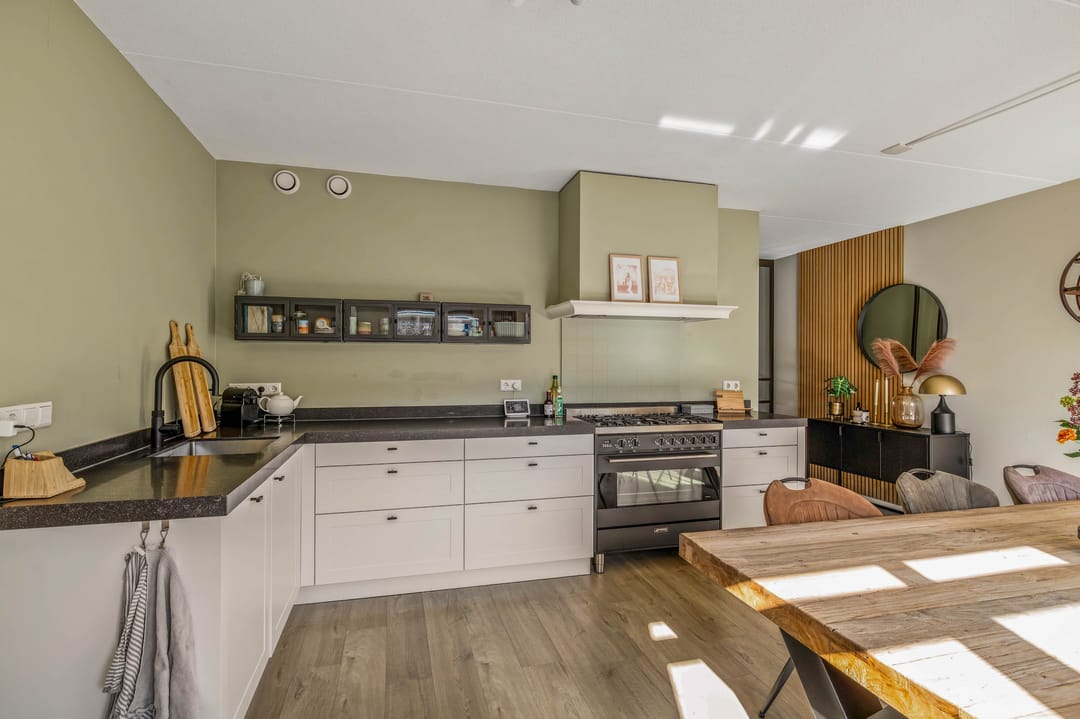 Photo 17 of Eertouw 21