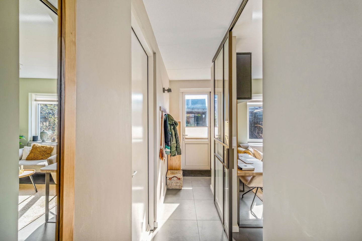 Photo 20 of Eertouw 21