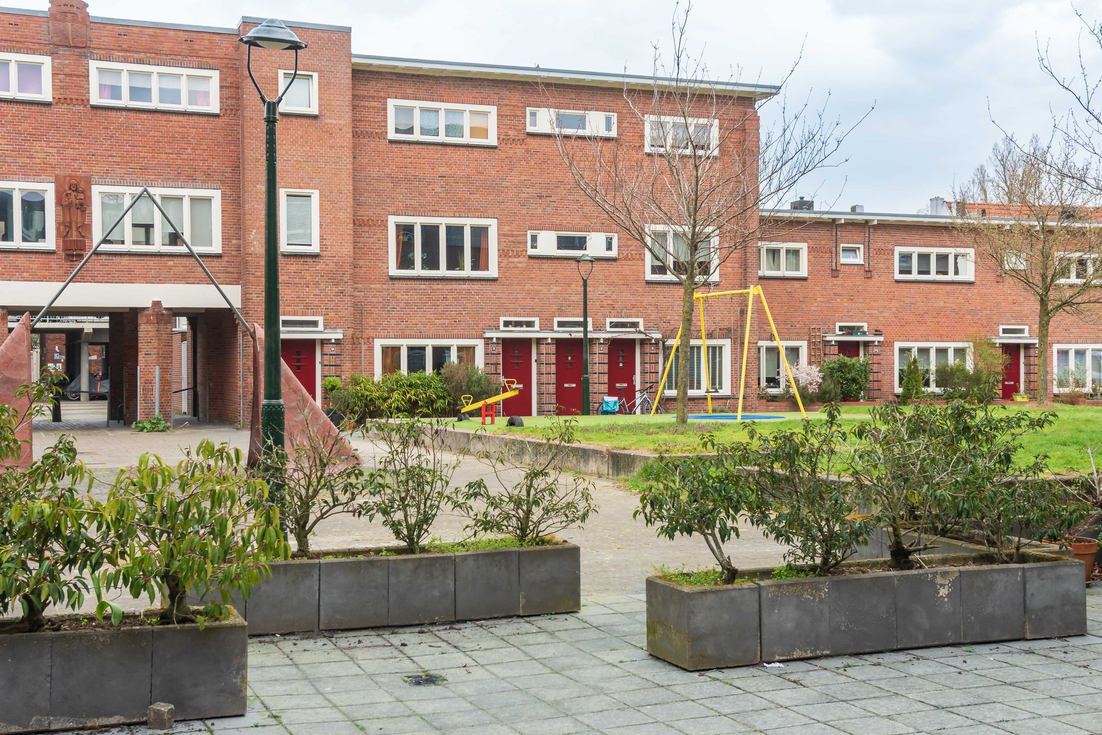 Foto 36 van Gheert van Calcarplein 69