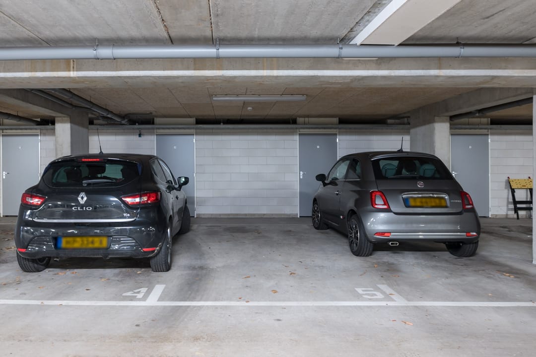 Foto 37 van Gheert van Calcarplein 69