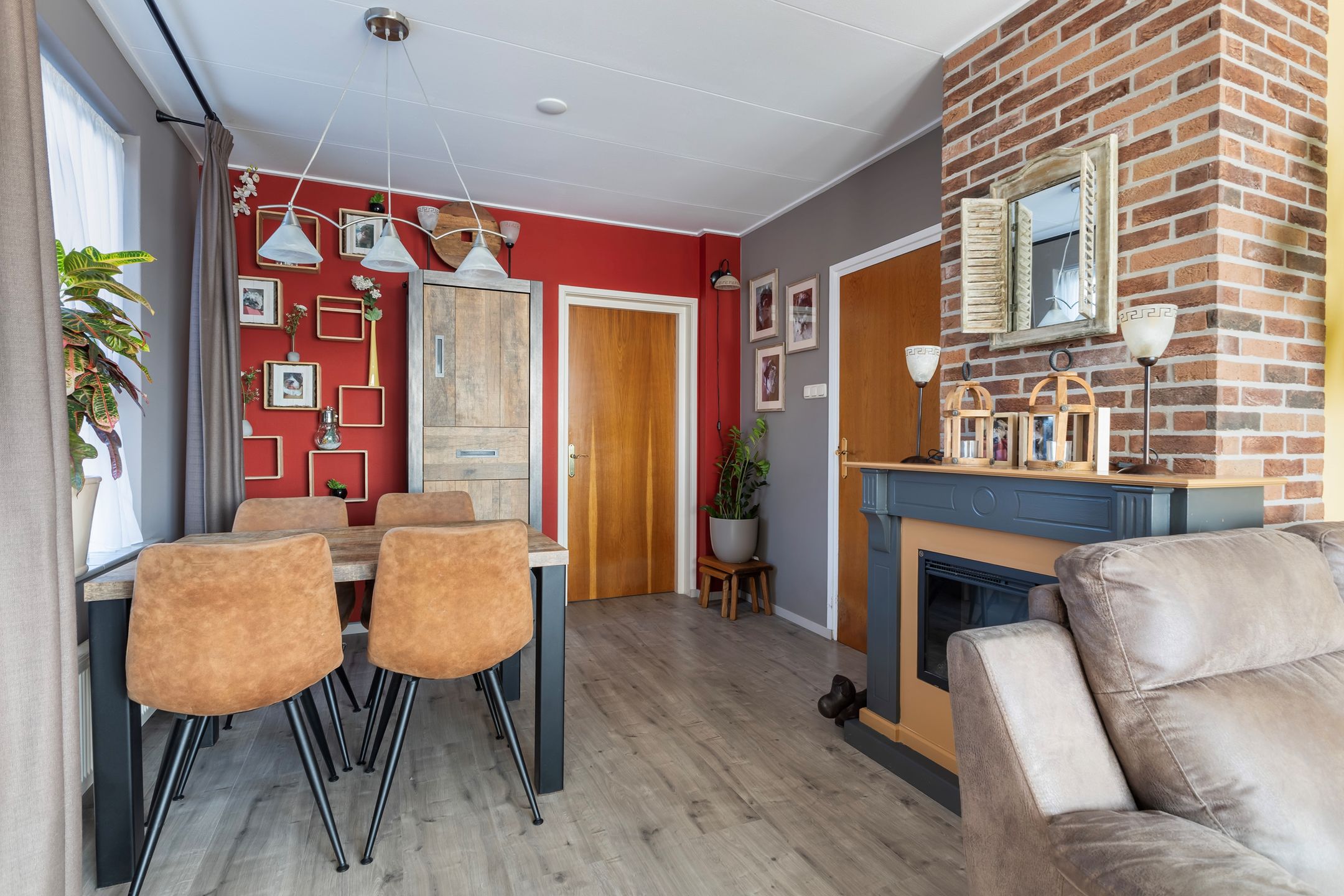 Charming Dike House with Panoramic Friesian Landscape Views — 14