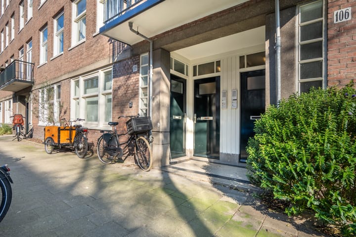 Photo 4 of Orteliusstraat 108-1