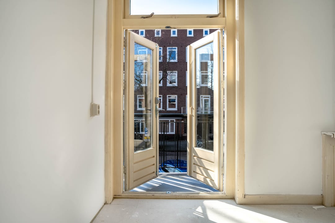 Photo 7 of Orteliusstraat 108-1