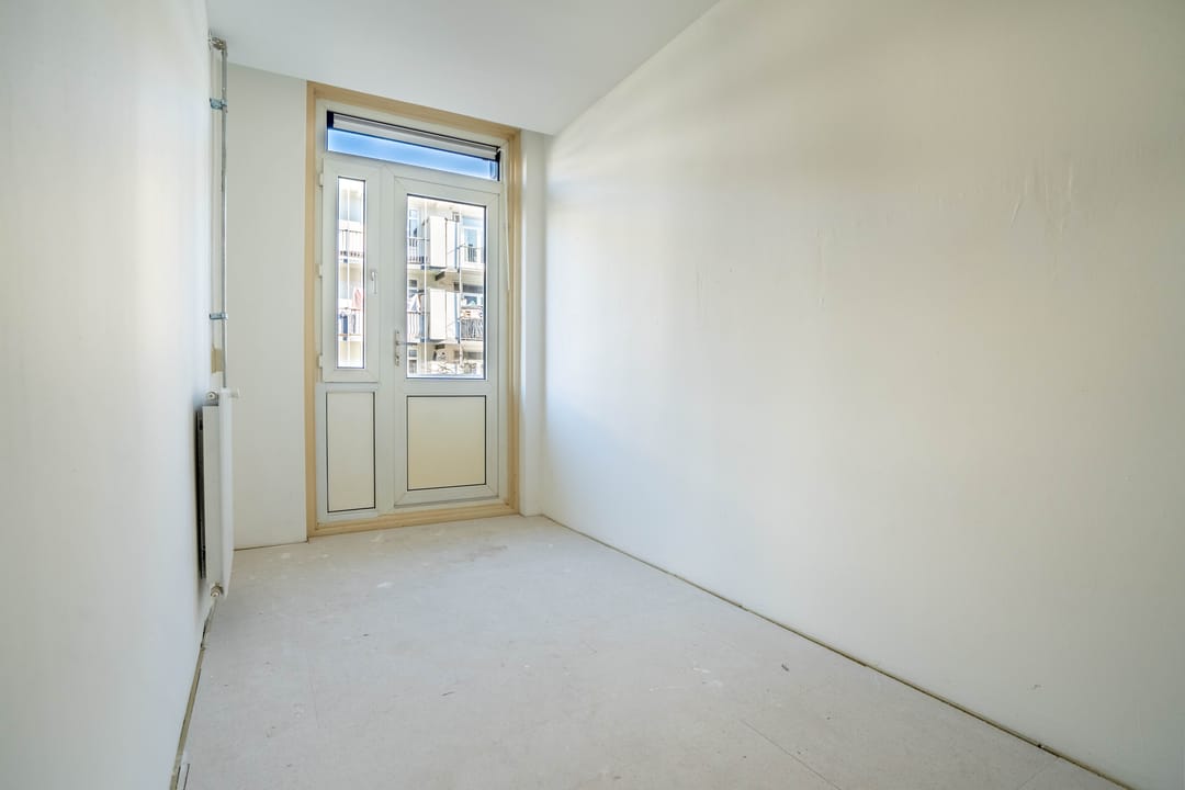 Photo 11 of Orteliusstraat 108-1