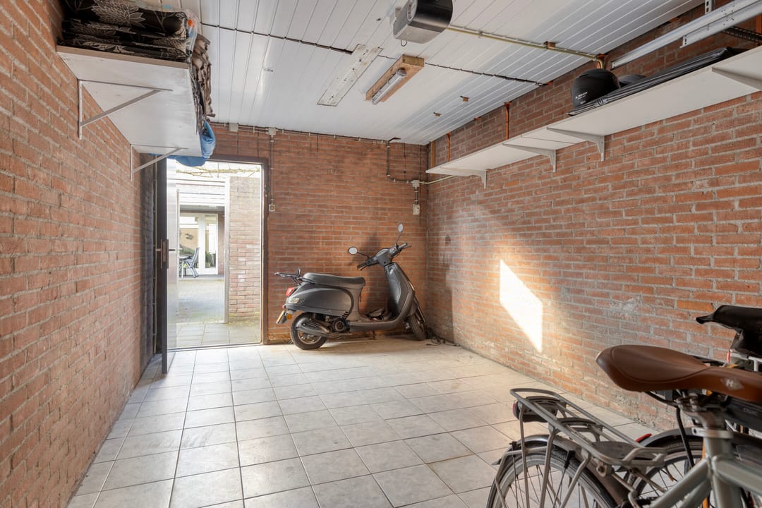 Photo 37 of van den Valgaetstraat 20