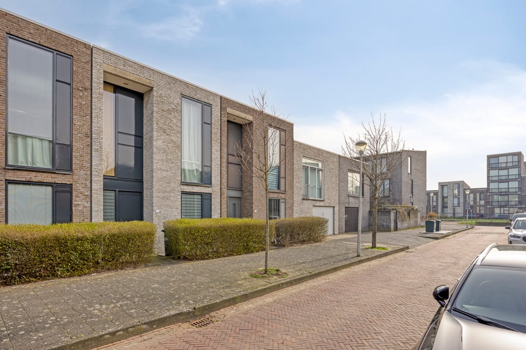 Foto 2 van Ooievaarstraat 2