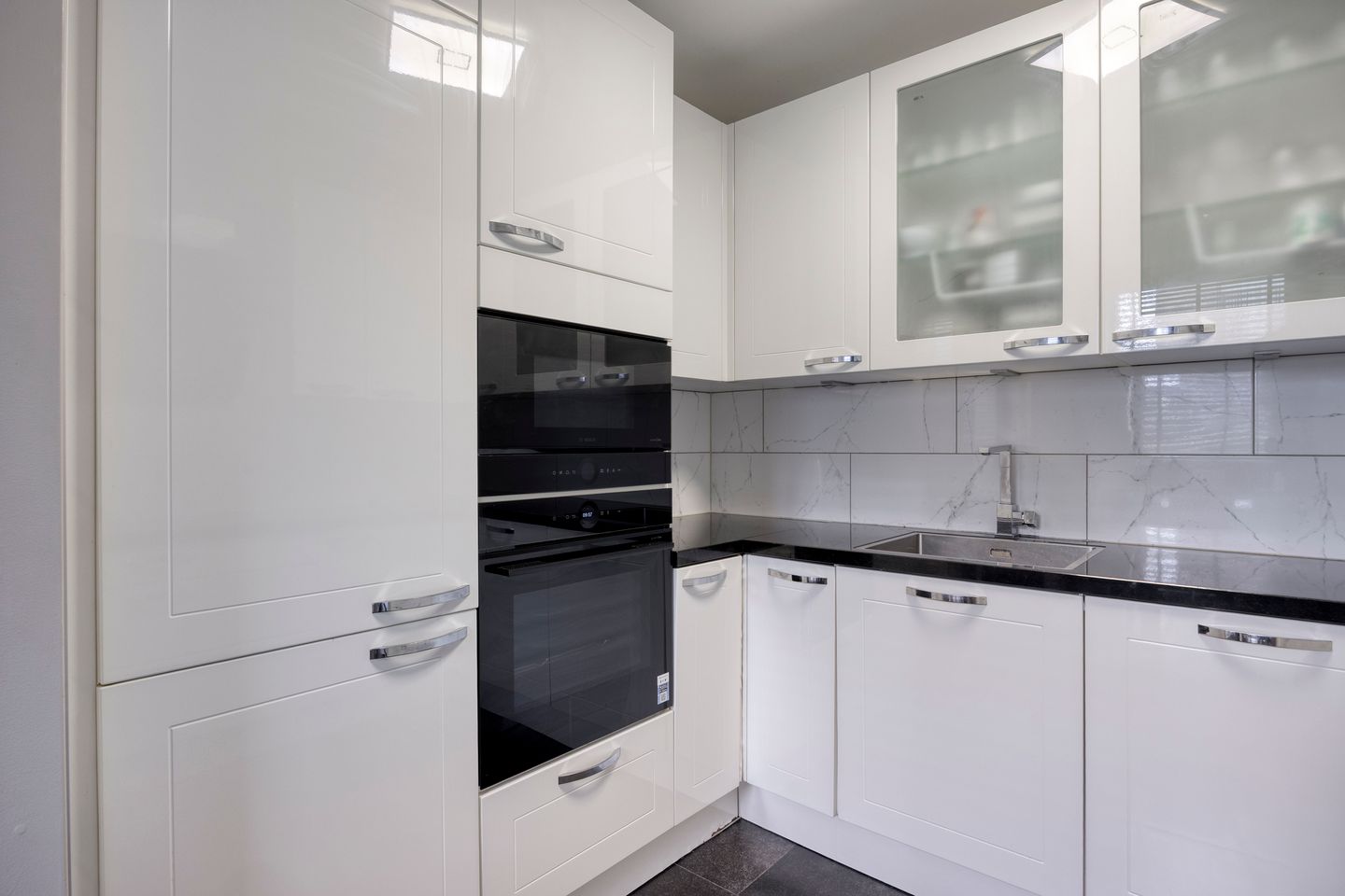 Foto 10 van Ooievaarstraat 2