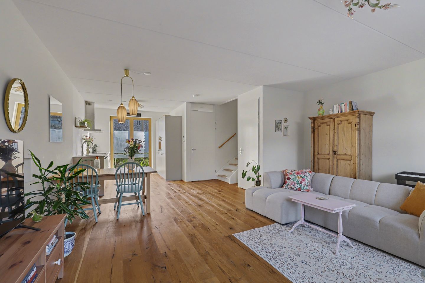 Photo 10 of Jacob van Ruisdaelstraat 9