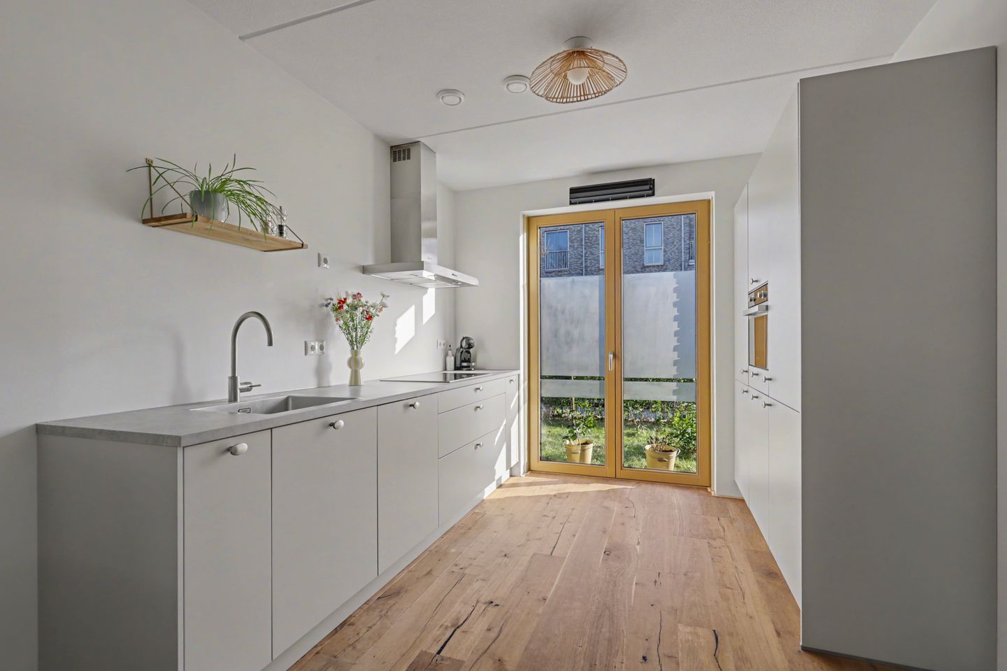 Photo 14 of Jacob van Ruisdaelstraat 9